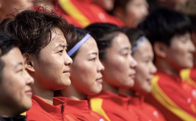 最后轮到焦俊艳，饰演的是一位18线网红